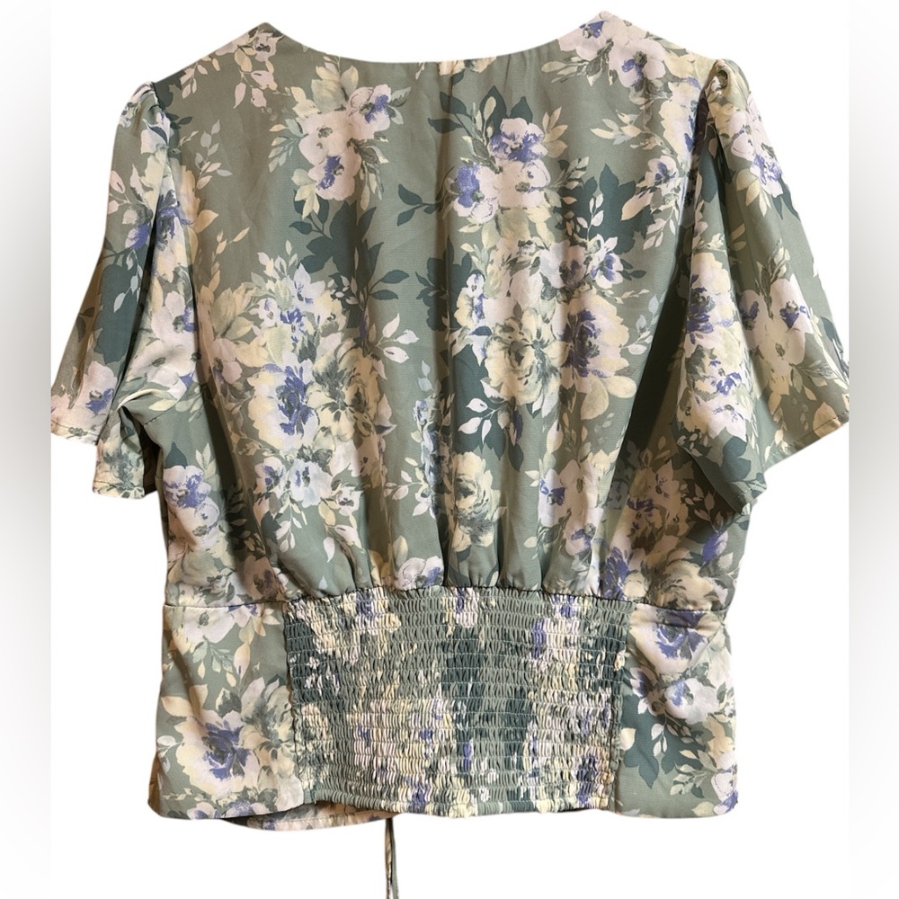 Abercrombie & Fitch Floral Green Blouse - Picture 2 of 7